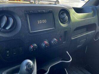 2018-opel-movano-1405898-44986811