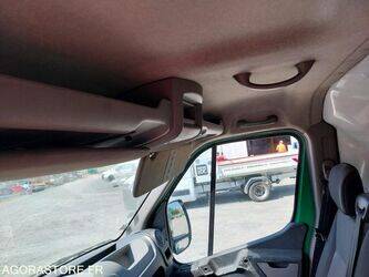 2012-renault-master-1405912-44986940