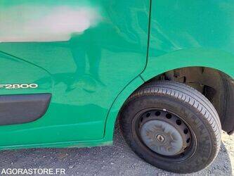 2012-renault-master-1405912-44986950