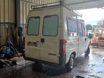 2002-peugeot-boxer-1405913-44986977