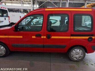 2004-renault-kangoo-1405277-44987095