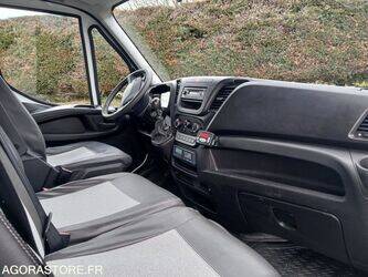 2017-iveco-35c14-1405290-44987175