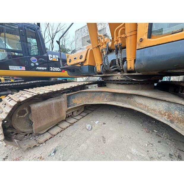 2023 Hyundai 215LC-9-44987280