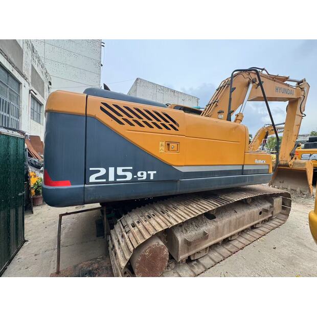 2023 Hyundai 215LC-9-44987285