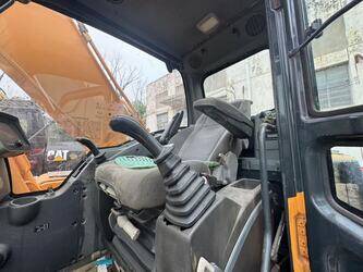 2023-hyundai-215lc-9-44987290