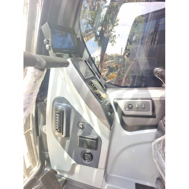 2024 Hyundai HX220HD-44987332