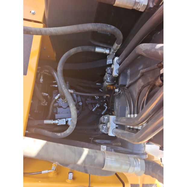 2024 Hyundai HX220HD-44987348