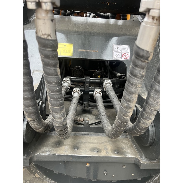 2023 Hyundai HX220HD-44987370