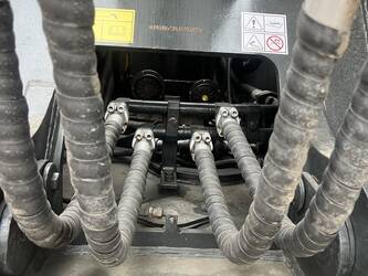 2023-hyundai-hx220hd-1405928-44987370