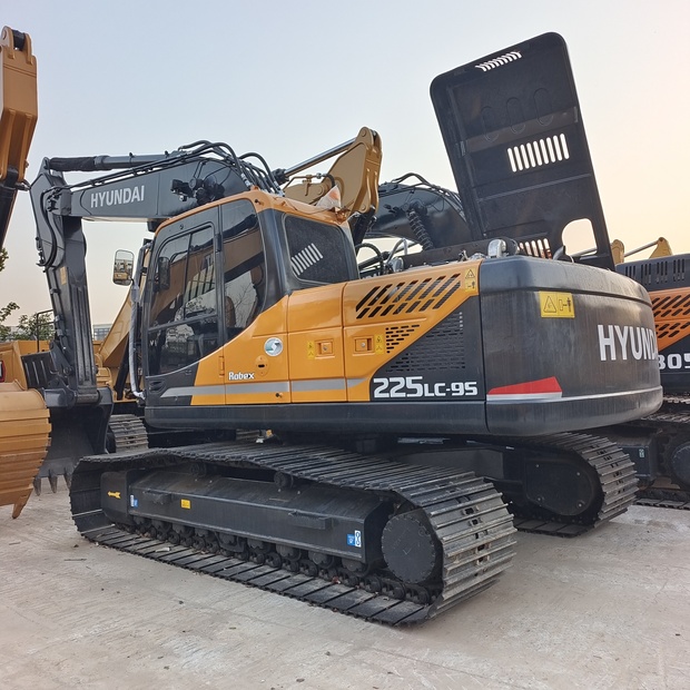 2024 Hyundai DH225LC-9-44987442