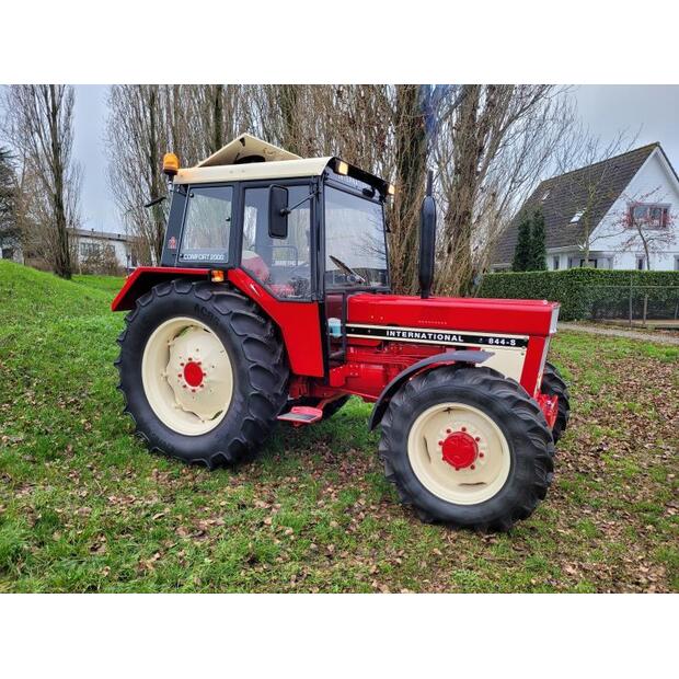 International 844S-44987543