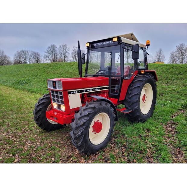 International 844S-44987548
