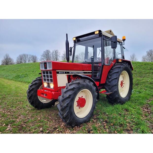 International 844S-44987549