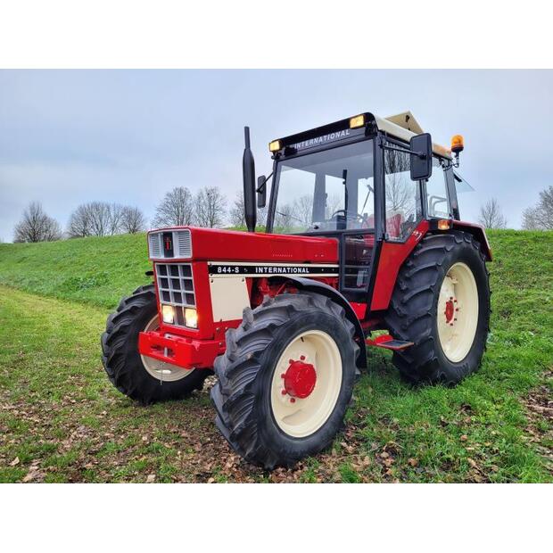 International 844S-44987550