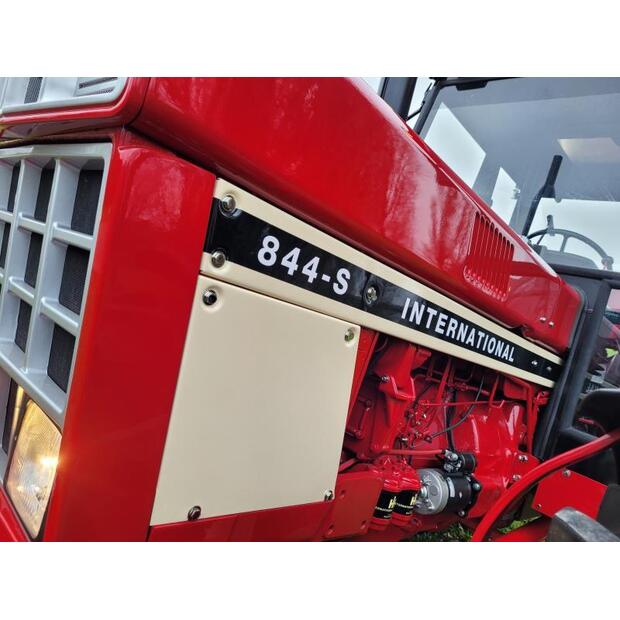 International 844S-44987553