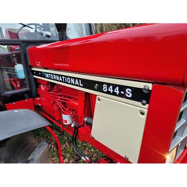 International 844S-44987558