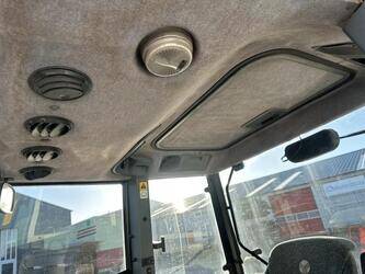 new-holland-ts90-44987675