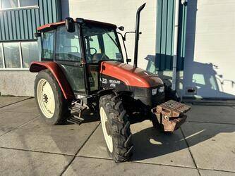 new-holland-l75-44987680