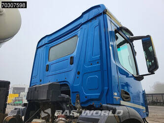 2017-mercedes-benz-arocs-3240-1405957-44988095