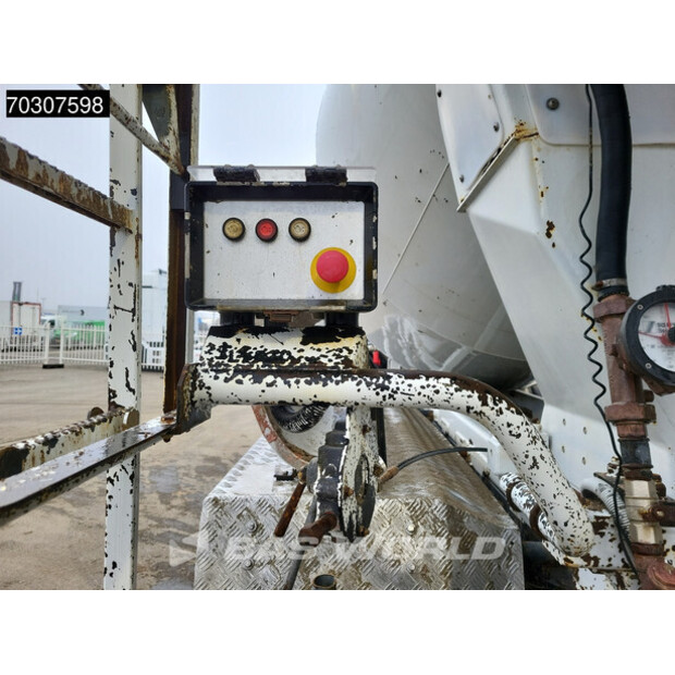 2017 مرسيدس بنز AROCS 3240-44988099