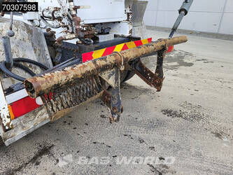 2017-mercedes-benz-arocs-3240-1405957-44988100