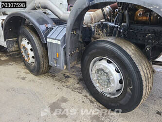 2017-mercedes-benz-arocs-3240-1405957-44988103