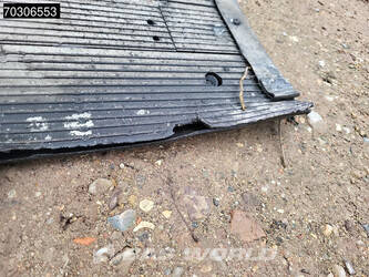 2016-krone-sd-3-axles-tail-gate-44988133