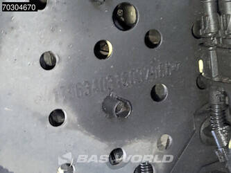 2021-mercedes-benz-actros-1845-1405961-44988276