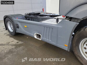 2020-mercedes-benz-actros-1845-1405962-44988294