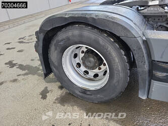 2020-mercedes-benz-actros-1845-1405962-44988295