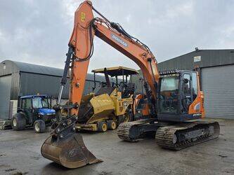 صورة ل حفارات صغيرة 2020 دووسان DX140LCR-5