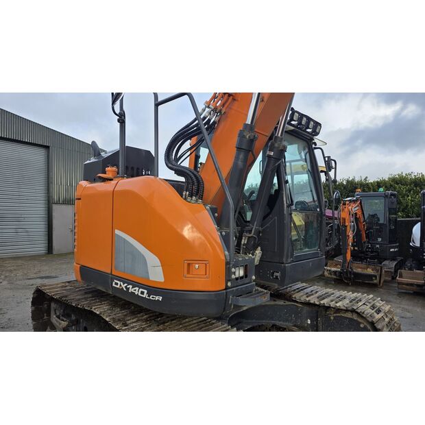 2020 دووسان DX140LCR-5-44988323