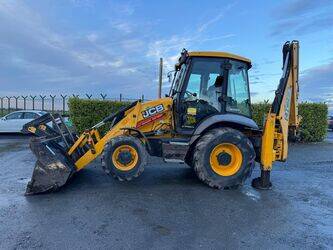 صورة ل لوادر حفارة 2014 جيه سي بي 3cx