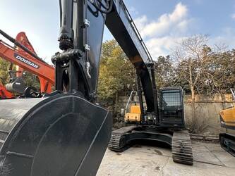 2024-hyundai-305lc-9t-1405972-44988948