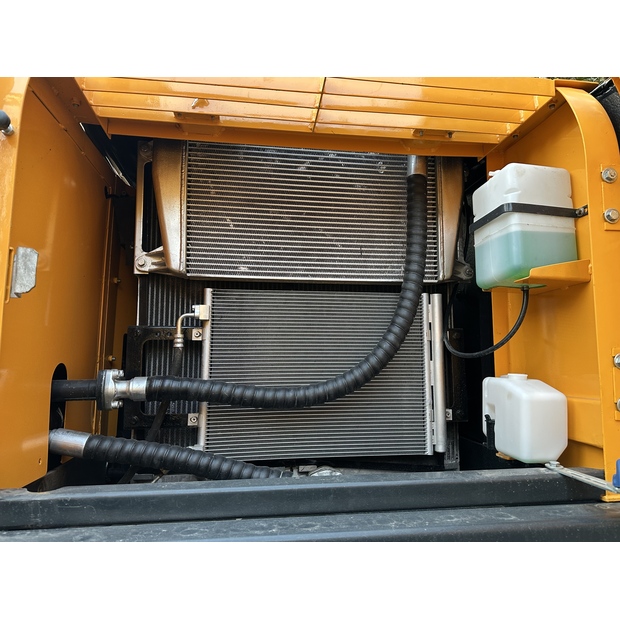 2024 Hyundai 305LC-9T-44988956