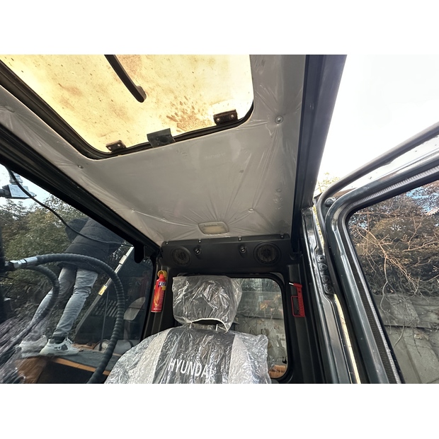 2024 Hyundai 305LC-9T-44988959