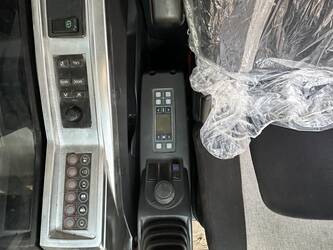 2024-hyundai-305lc-9t-1405972-44988962