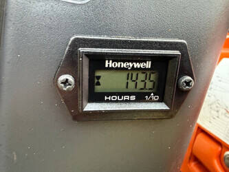 2023-hitachi-zx-10-u-6-44989132