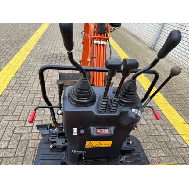 2023 هيتاشى ZX 10 U-6-44989137