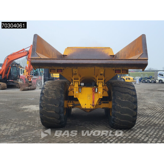 2016 فولفو A30G-44989402