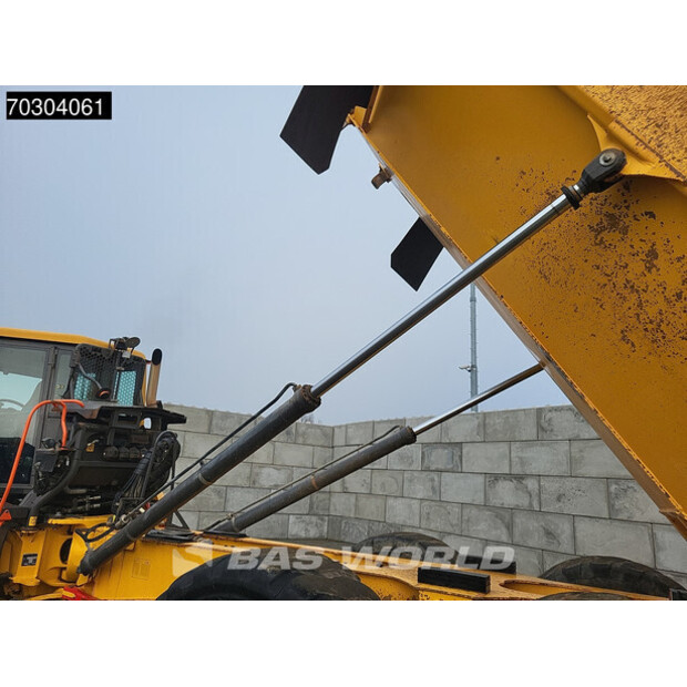 2016 فولفو A30G-44989408