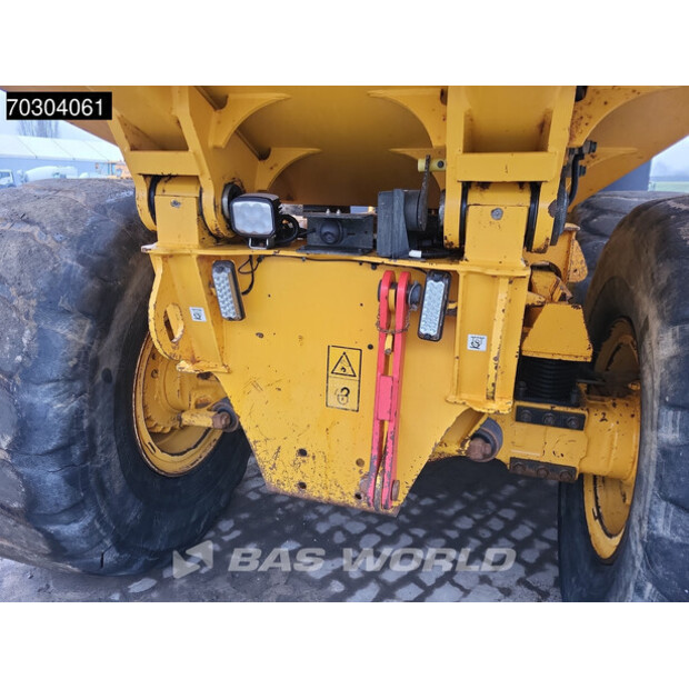 2016 فولفو A30G-44989418