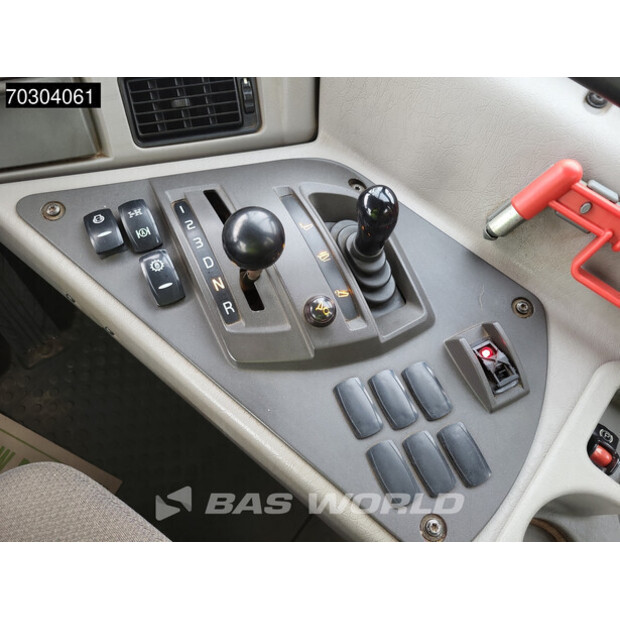 2016 فولفو A30G-44989424