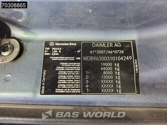 2016-mercedes-benz-antos-1836-1405633-44989470