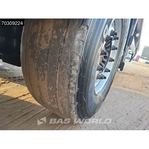 2017 ليجراس OTHERS-44989497