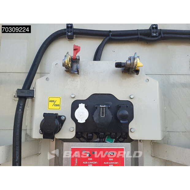 2017 ليجراس OTHERS-44989502