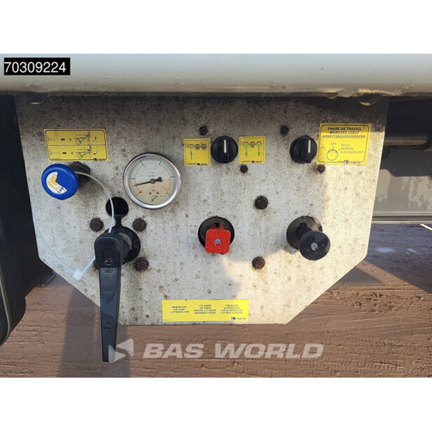 2017 ليجراس OTHERS-44989508