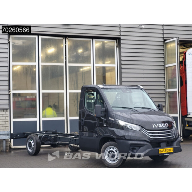 2024 Iveco Daily 35S21-44989563