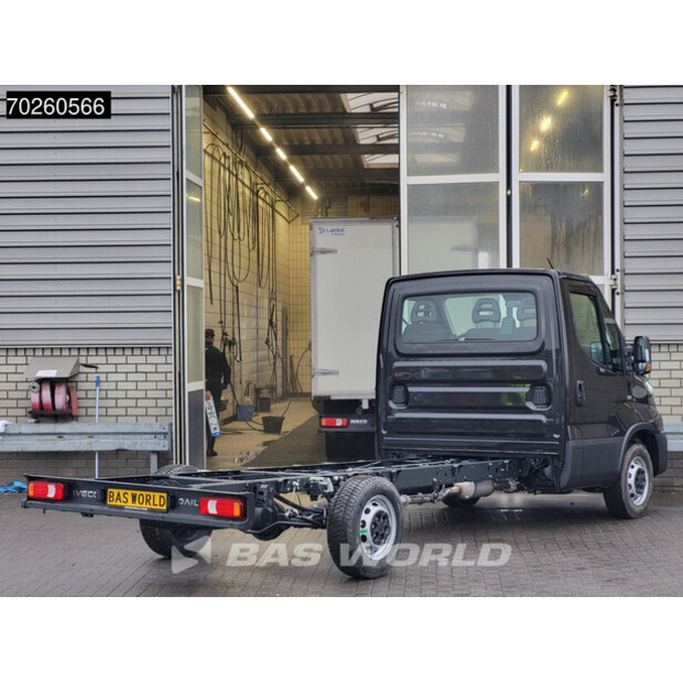 2024 Iveco Daily 35S21-44989565