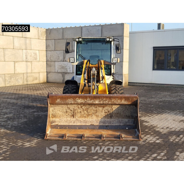 2016 ليبهير L508C-44990408